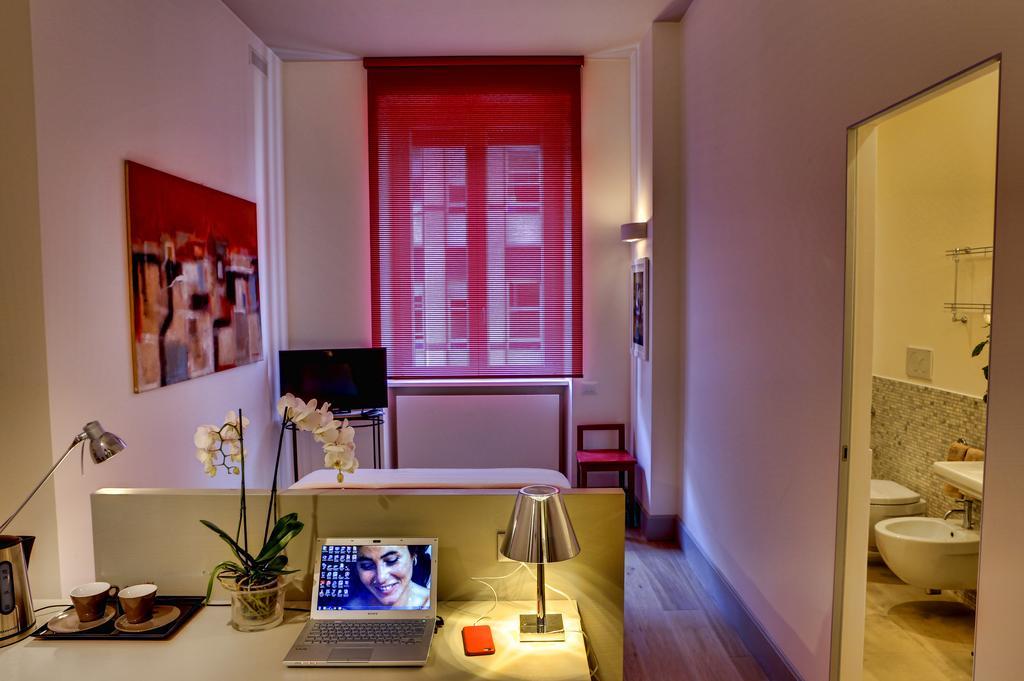 Casa Sotgiu Guest House Рим Стая снимка